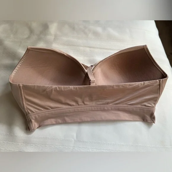 Victoria's Secret Nude Bralette - Picture 3 of 5